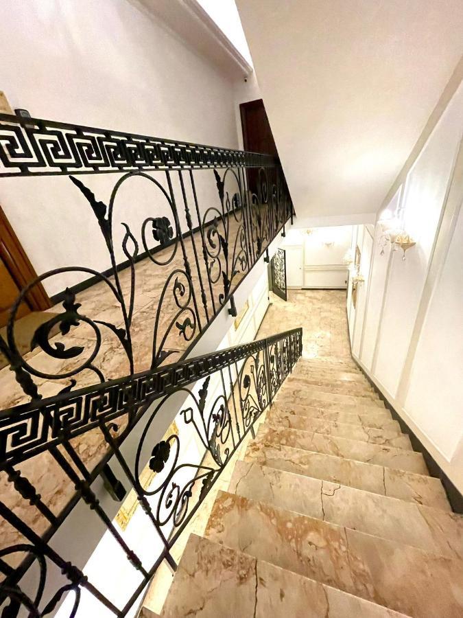 Piazza Di Spagna Prestige Petit Рим Екстер'єр фото
